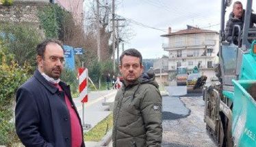 «Τρέχει» η ασφαλτόστρωση και αναμένεται ο οδοφωτισμός στους Κυκλικούς Κόμβους του Προμηθέα