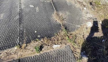 Άμεση τεχνική παρέμβαση στην διάβαση της σιδηροδρομικής γραμμής του δρόμου προς Μακροχώρι