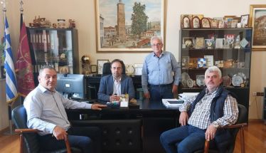 Παραμορφωμένοι καρποί, παγετός και χαλάζι στο επίκεντρο της συνάντησης του Δημάρχου Βέροιας με τον Αγροτικό Σύλλογο Γεωργών -Ευρεία σύσκεψη τοπικών παραγόντων την Δευτέρα 12 Μαΐου για εξεύρεση άμεσης λύσης