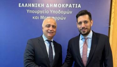 Συνάντηση Τσαβδαρίδη – Κυρανάκη με ατζέντα τις συγκοινωνιακές υποδομές της Ημαθίας. Εφοδιάζεται ο Αρχαιολογικός χώρος των Αιγών με ειδικό λεωφορείο - Στο τραπέζι της συζήτησης και η Πεζογέφυρα Αλεξάνδρειας
