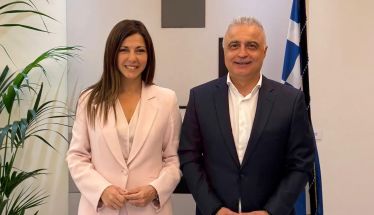 Επανεξέταση της μη έγκρισης λειτουργίας σημαντικών τμημάτων στα ΕΠΑ.Λ. Αλεξάνδρειας και  Νάουσας ζητά ο Λάζαρος Τσαβδαρίδης