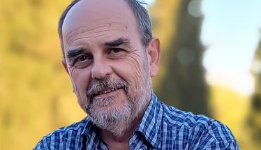 «Μεταξύ Ιστορίας και Θρύλου»   Η ΧΛΑΜΥΔΑ ΤΟΥ ΒΑΣΙΛΙΑ