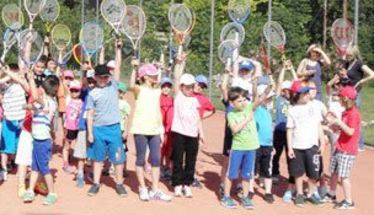 ΠΑΙΖΟΥΜΕ TENNIS ΣΤΗ ΒΕΡΟΙΑ!!!