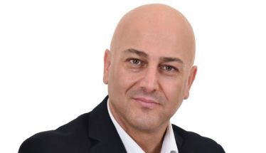 Ευχές του Βασίλη Κοτίδη για Καλά Χριστούγεννα και Ευτυχισμένο το Νέο Έτος