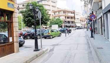 Παραλίγο σοβαρό ατύχημα στο κέντρο της Βέροιας λόγω έλλειψης σήμανσης!