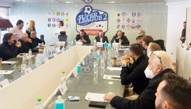 Ο Αυγενάκης παίζει τα… ρέστα του για να αλώσει τη SL2!!