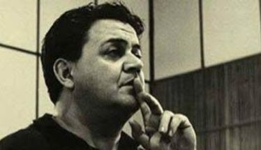 ΤΟ  ΑΦΙΕΡΩΜΑΤΙΚΟ  ΕΤΟΣ  ΣΤΟ ΜΑΝΟ ΧΑΤΖΗΔΑΚΙ