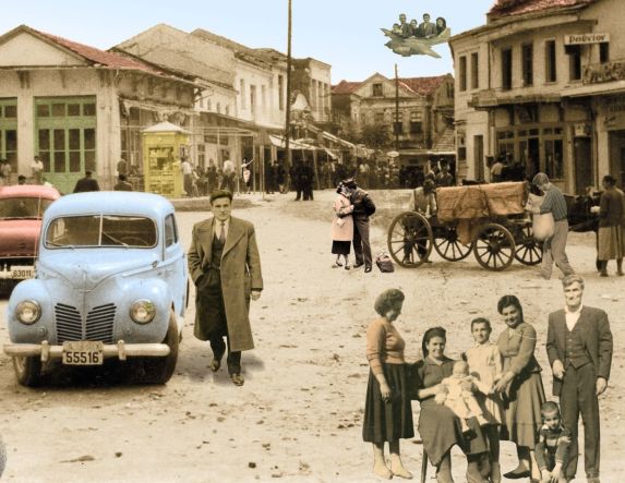 ΜεΜιαΜατια Η πλατεία του Αγίου Αντωνίου ανοίγει σαν παλιά φωτογραφία.