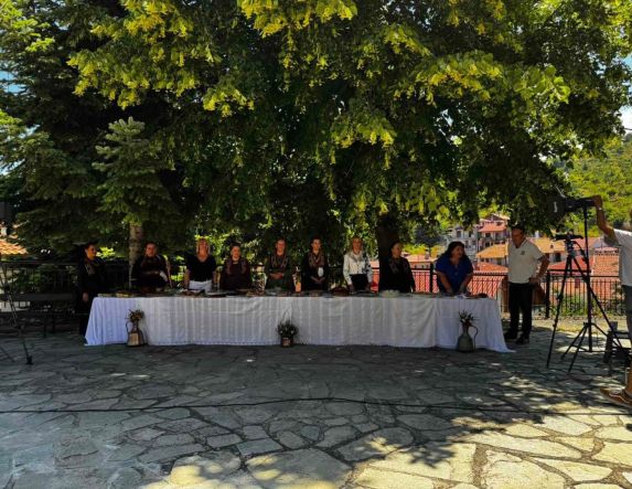 Η ΕΡΤ στο Σέλι για την  εκπομπή «Κυριακή στο Χωριό ξανά» με τον  Κωστή Ζαφειράκη -Θα προβληθεί πριν τα Χριστούγεννα