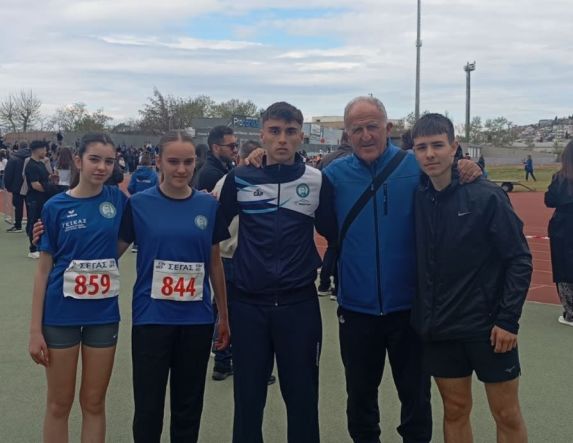 ΤΕΣΣΕΡΑ ΜΕΤΑΛΛΙΑ ΟΙ ΜΙΚΡΟΙ ΤΟΥ'' ΟΚΑ- ΒΙΚΕΛΑ'' ΣΤΟ ΑΝΑΠΤΥΞΙΑΚΟ ΚΥΠΕΛΟ ΑΛΜΑΤΩΝ ΚΑΙ ΔΡΟΜΩΝ