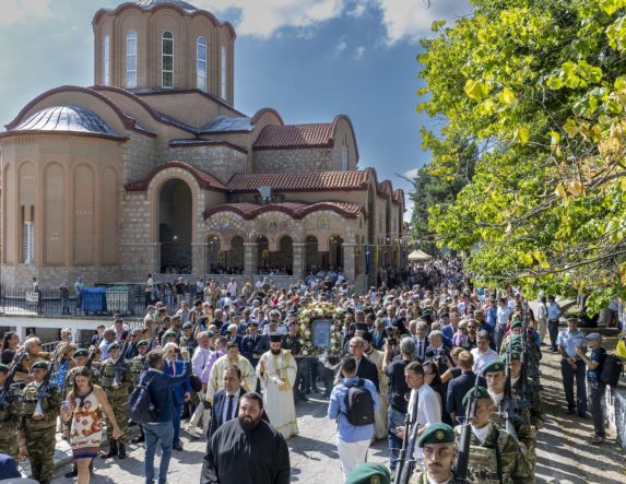 Με ιδιαίτερη λαμπρότητα και κατάνυξη τελέστηκε και φέτος ο εορτασμός της Κοιμήσεως της Θεοτόκου στο Πανελλήνιο Ιερό Προσκύνημα «Παναγία Σουμελά»
