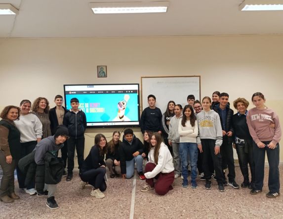 Γυμνάσιο Μακροχωρίου:  Συμμετοχή στο «e-εφημερίδα μας» και  διαδραστικό εργαστήρι  με εκπροσώπους του Τμήματος Δημοσιογραφίας ΑΠΘ