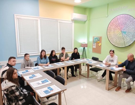 ΕΠΙΣΚΕΨΗ ΣΤΟ ΚΕΝΤΡΟ ΥΠΟΣΤΗΡΙΞΗΣ ΕΝΗΛΙΚΩΝ ΜΕ ΨΥΧΙΚΕΣ ΔΙΑΤΑΡΑΧΕΣ  ΤΟΥ ΣΟΦΨΥ ΗΜΑΘΙΑΣ