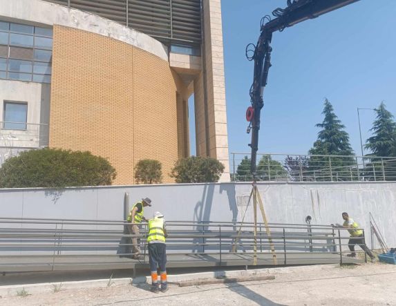 Δωρεά του εργολάβου του νέου Διοικητηρίου η ράμπα στο Δικαστικό Μέγαρο Βέροιας