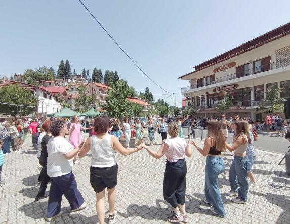 Γιορτή πίτας στο Σέλι με χορό στην πλατεία