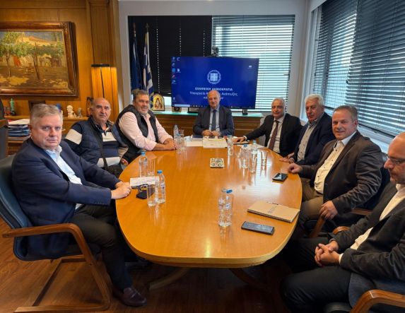 Η άρδευση της Ημαθίας  και οι αποζημιώσεις αγροτών και κτηνοτρόφων στην συνάντηση Τσαβδαρίδη – Τσιάρα