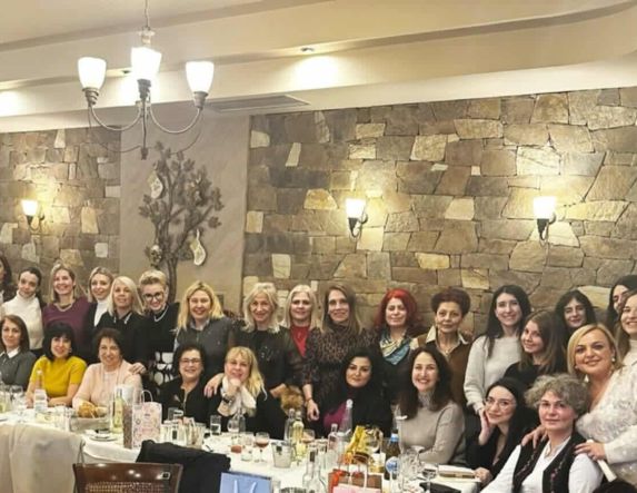 Οι δικηγορίνες  της Ημαθίας έκαναν την χριστουγεννιάτικη μάζωξη