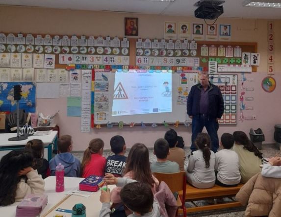 Δράση Ενημέρωσης για την κυκλοφοριακή αγωγή από τον Δήμο Βέροιας στο 2ο   Δημοτικό Σχολείο Μακροχωρίου