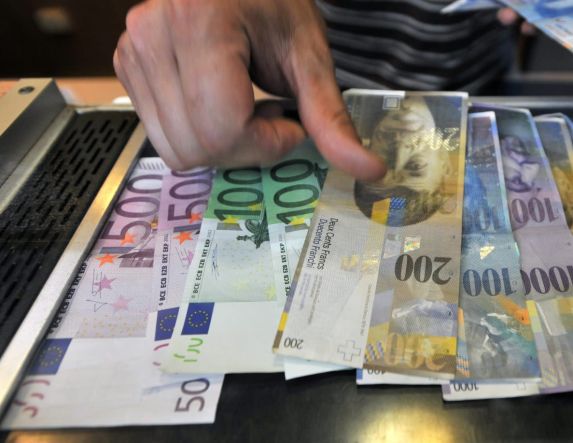 Χαμηλή συμμετοχή στη ρύθμιση για τα δάνεια σε ελβετικό φράγκο
