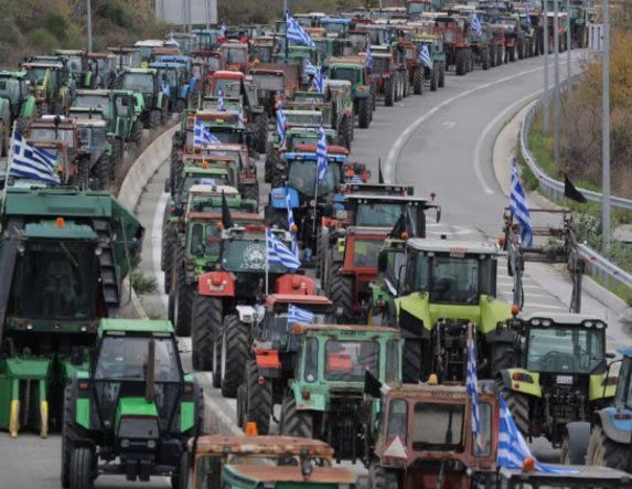 Ομόφωνη απόφαση της πανελλαδικής σύσκεψης στα Μάλγαρα : Αγρότες και κτηνοτρόφοι: Συνεχίζουν με αποκλεισμούς εθνικών οδών, παραδρόμων και τελωνείων, μετά τα Θεοφάνια -Κυβέρνηση: «Αύριο η εξειδίκευση των μέτρων που έχουν αναγγελθεί,  είτε με την παρουσία αγ