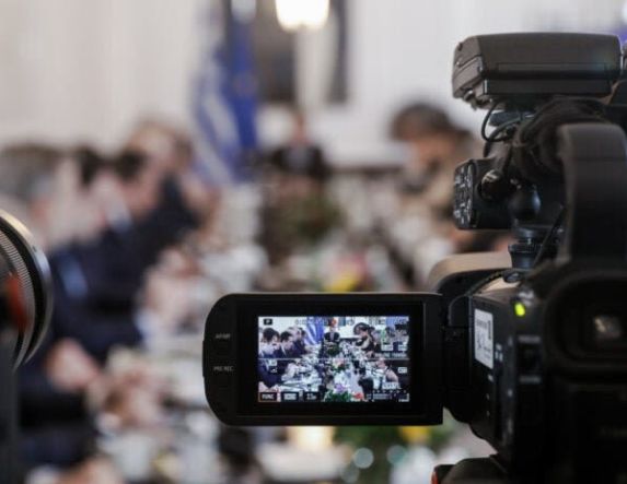 Ανακοινώθηκαν χθες οι αλλαγές στην Κυβέρνηση Μ. Σχοινάς, Ε. Τουρνάς και Μ. Λαζαρίδης στη νέα σύνθεση, μετά την παραίτηση Τσιάρα, Κεφαλογιάννη και  Βαρτζόπουλου -Εξελίξεις πυροδοτούν οι δικογραφίες της Ευρωπαϊκής Εισαγγελίας για την υπόθεση του ΟΠΕΚΕΠΕ