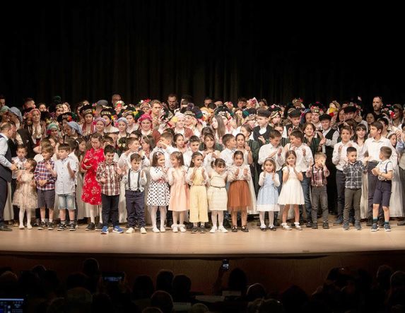 «Της Άνοιξης Λουλούδια»   Μια μαγευτική βραδιά πολιτισμού στέφθηκε με απόλυτη επιτυχία