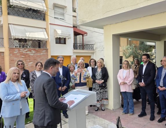 Τάσος Μπαρτζώκας: «Η κοινωνία προχωρά μπροστά όταν δεν αφήνει κανέναν πίσω» - Στα εγκαίνια της νέας Στέγης Υποστηριζόμενης Διαβίωσης Ατόμων με Αναπηρία στη Νάουσα