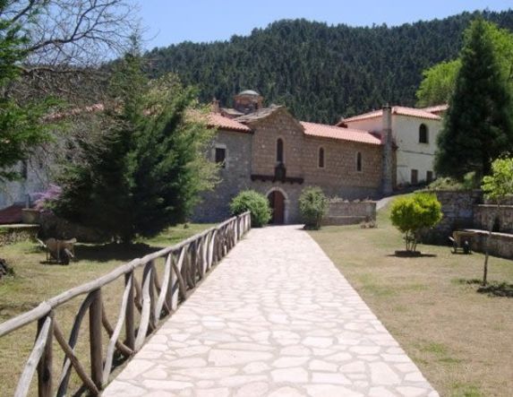 Βεροιώτικα Λαογραφικά και Ιστορικά     Ας γνωρίσουμε «τα Βέροια» μια πρώτη προσέγγιση με τον οικισμό της Λακωνίας