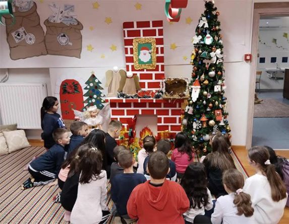 Δώρα αγάπης στο Γηροκομείο  από το ΚΔΑΠ Δήμου Νάουσας