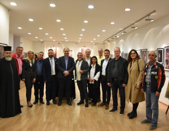 Επιτυχημένα τα εγκαίνια της έκθεσης πολεμικών κειμηλίων και φωτογραφίας στη Νάουσα