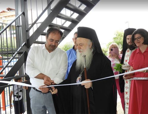 Εγκαινιάστηκε και λειτουργεί ο νέος, σύγχρονος δημοτικός βρεφικός σταθμός στην Κυψέλη  -Δήμαρχος και Μητροπολίτης έκοψαν την κορδέλα  
