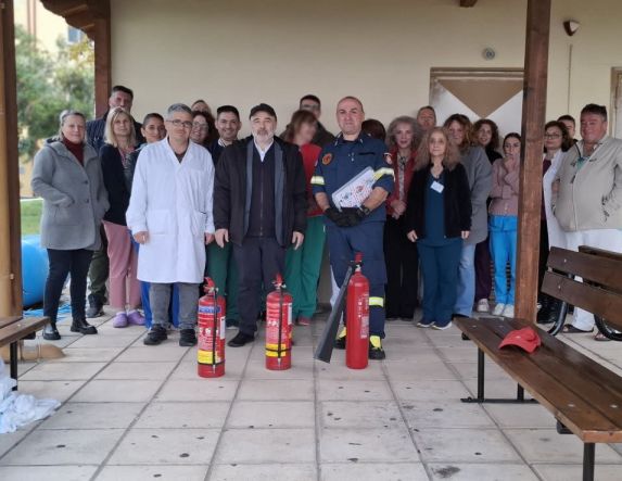 Νοσοκομείο Νάουσας: Εκπαίδευση του  προσωπικού στην ορθή χρήση πυροσβεστήρα