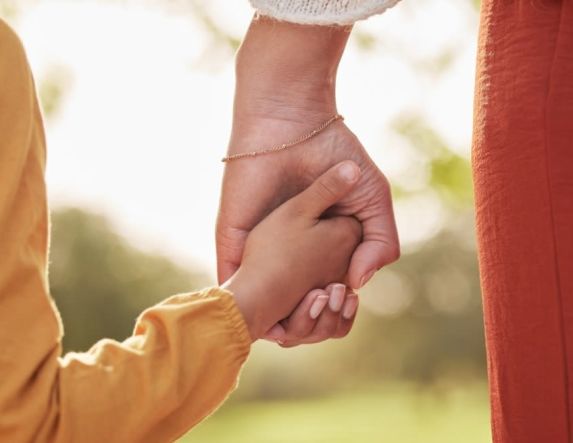 Επίδομα παιδιού: Σήμερα Πέμπτη κλείνει οριστικά η πλατφόρμα Α21