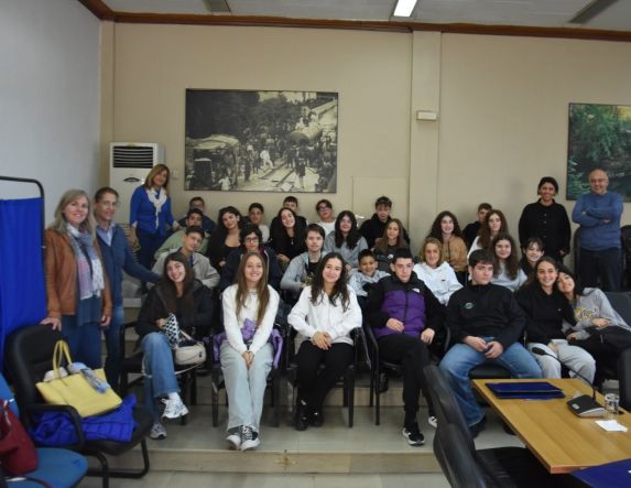 Erasmus: Επίσκεψη μαθητών από την Ιταλία στο Δημαρχείο Νάουσας στο πλαίσιο της αδελφοποίησης  σχολείων