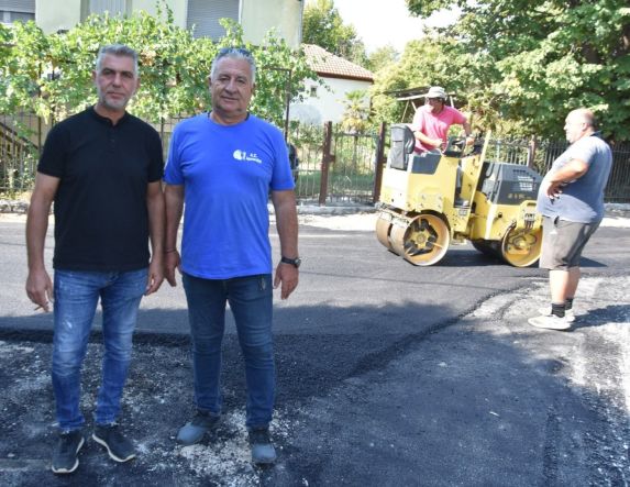 Δήμος Νάουσας: Συνεχίζονται  οι εργασίες ασφαλτοστρώσεων σε Τοπικές Κοινότητες 