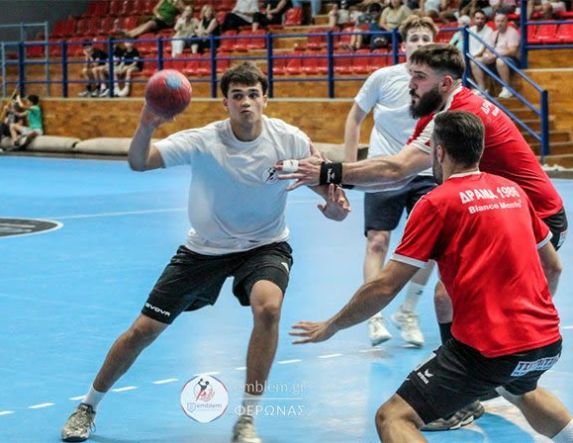 Φέρωνας Βέροιας - Δράμα 31-32: Κέρδισε τις εντυπώσεις, έχασε στις λεπτομέρειες