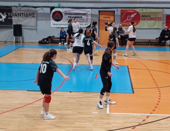 Πέρασε νικηφόρα από την Καστοριά η γυναικεία ομάδα του Φιλίππου Βέροιας