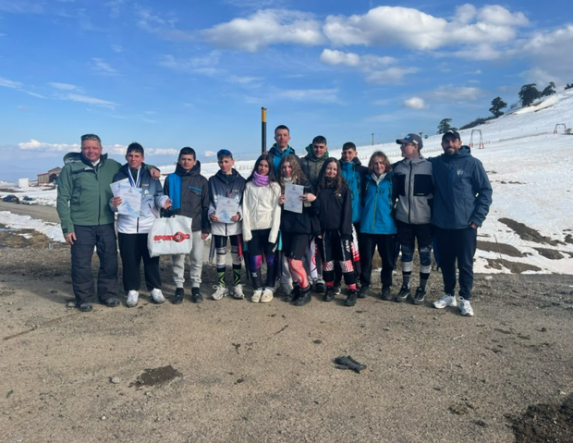 ΕΟΣ Νάουσας: Δυναμικό φινάλε στη Βασιλίτσα για τους μικρούς πρωταθλητές του Αλπικού σκι