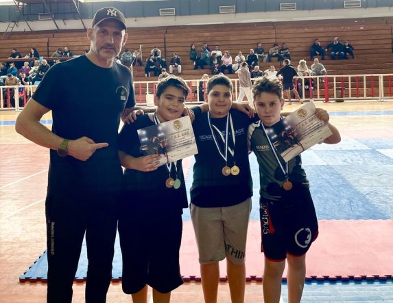 ΣΥΛΛΟΓΟΣ ΦΙΛΩΝ ΑΥΤΟΑΜΥΝΑΣ RENZO GRACIE VERIA TEAM: Εμπειρίες και μετάλλια για τα παιδιά του συλλόγου σε event αναμετρήσεων εμπειρίας στο ΕΑΚ Μακροχωρίου