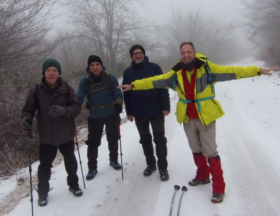 ΒΕΡΜΙΟ κορυφή  Στουρνάρι 1770 μ Κυριακή  18 Ιανουαρίου 2026 -	Πορεία στο χιόνι  - με τους Ορειβάτες  Βέροιας