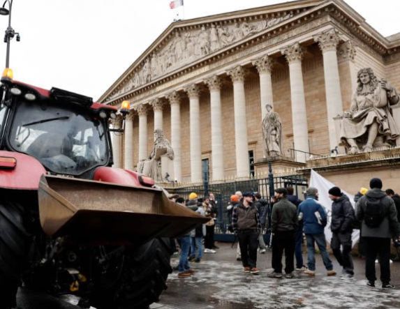 Με ειδική πλειοψηφία των κρατών μελών «Πέρασε» στις Βρυξέλλες  η εμπορική συμφωνία της ΕΕ  με τη Λατινική Αμερική -Διαφώνησαν Γαλλία, Πολωνία, Αυστρία, Ιρλανδία και Ουγγαρία - «Ναι» από Ελλάδα