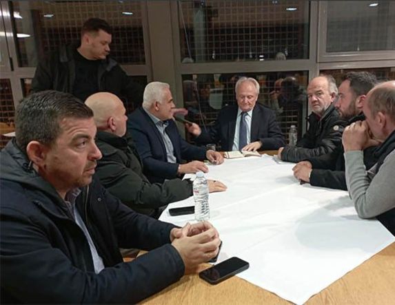 Απαντήσεις στα αιτήματά τους περιμένουν, ενόψει και του Πάσχα, οι Αιγοπροβατοτρόφοι Ημαθίας, για ευλογιά,  υπαίθρια βόσκηση, κόστος σίτισης και αποζημιώσεις -Στέργιος Κύρτσιος στον ΛΑΟ: Αν δεν επιταχυνθούν οι ρυθμοί Υπουργείου και Φορέων, θα οδηγηθούμε σύ