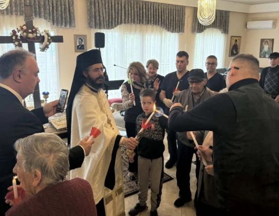 Από το Πένθος στο Φως: Μεγάλη Παρασκευή & Ανάσταση στο Γηροκομείο Βέροιας