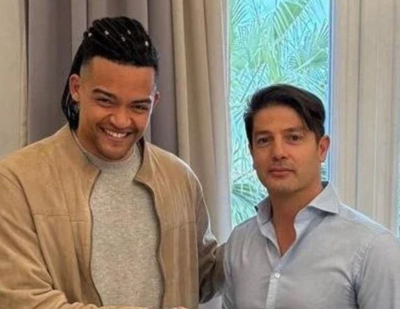 Ο ‘Μανόλο’ στο μετοχικό σχήμα της ‘Ελληνικά Οινοποιεία’!