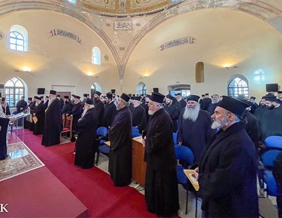 Μηνιαία Ιερατική Σύναξη και τρισάγιο για τον μακαριστό Ιεροκήρυκα Διονύσιο Μανιάκα