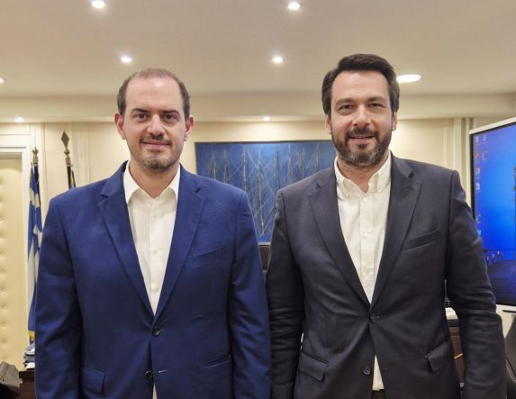 Τάσος Μπαρτζώκας: Οριστική λύση στο σοβαρό πρόβλημα των παραδοσιακών αμβυκούχων για τη χρήση καύσιμης ύλης από τον Υφυπουργό Εθνικής Οικονομίας & Οικονομικών, Γιώργο Κώτσηρα
