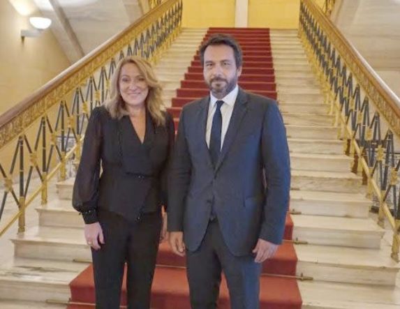 Συνάντηση Τάσου Μπαρτζώκα με την Υπουργό Δημόσιας Διοίκησης της Δημοκρατίας της Σερβίας, Νένα Στάροβιτς.