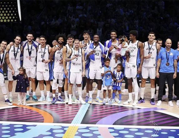 Ιστορική επιστροφή: Η Ελλάδα κατέκτησε μετάλλιο στο Eurobasket μετά από 16 χρόνια