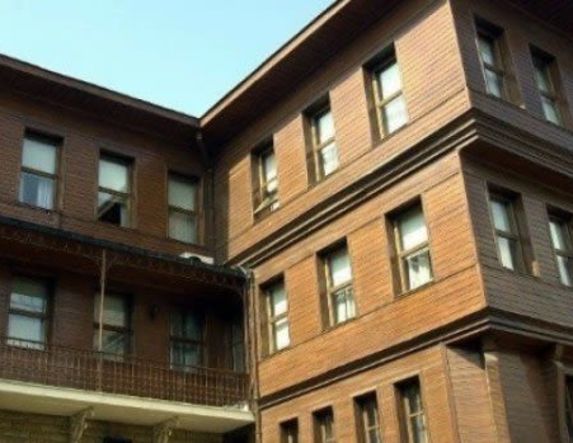 Μήνυση κατά του Οικουμενικού Πατριαρχείου: Πολιτική ένταση από τις καταγγελίες Τούρκου αξιωματούχου για νησιά και Χάλκη 