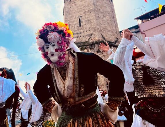 Ποιοι λαμβάνουν τα βραβεία του 3ου διαγωνισμού Οπτικοακουστικών Μέσων 2026: «Γενίτσαροι και Μπούλες 